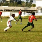 Os meninos do Pará atuaram na Portuguesa Santista em 2010. Na foto, jogo do time no campeonato paulista Sub-15 de 2006. (Foto: Emerson Ortunho)