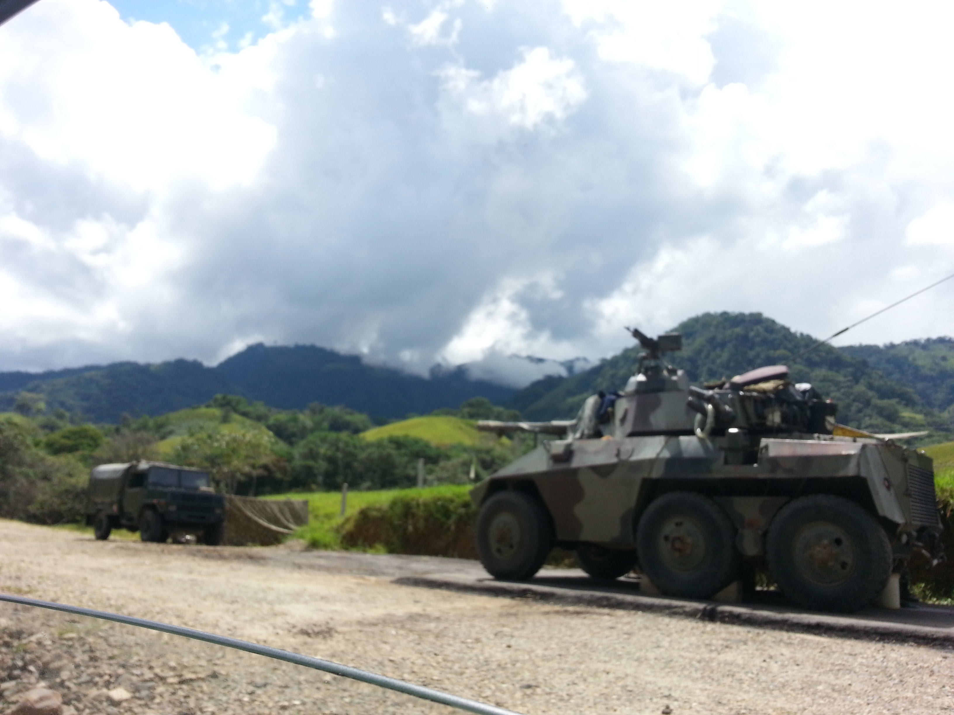 A presença militar na Amazônia colombiana é ostensiva. Intensidade do combate às FARC nos últimos anos foi acompanhado pela chegada da indústria do petróleo. Foto: Giovanny Vera/InfoAmazonia