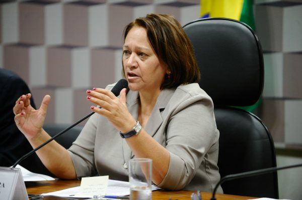A senadora Fátima Bezerra (PT-RN) acredita que o perfil mais debatedor da Casa evita pautas-bomba