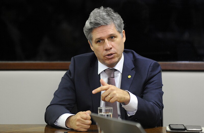 Para o deputado Paulo Teixeira (PT-SP), denúncias podem levar a impeachment