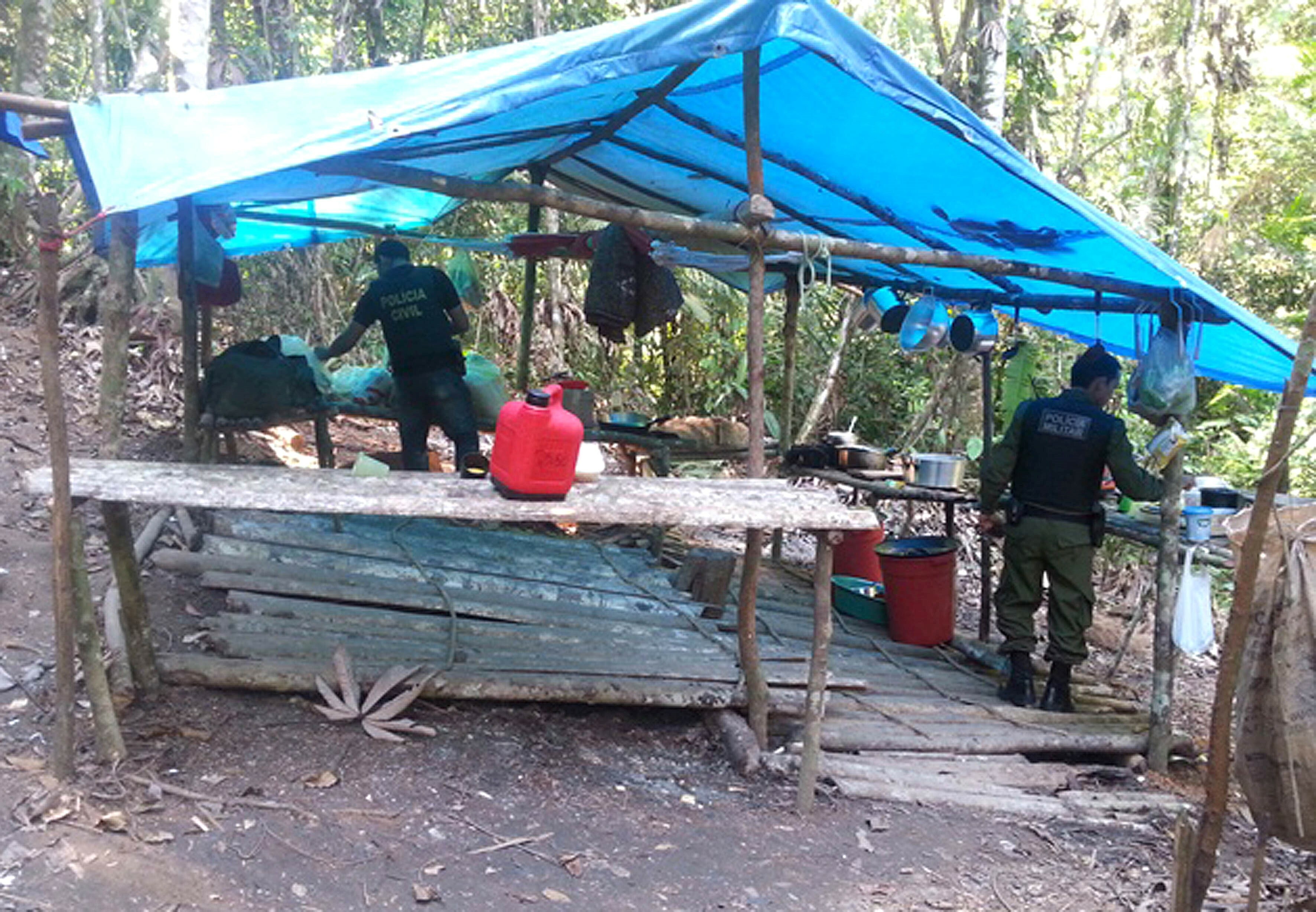 Polícias Civil e Militar desarticulam esquema de trabalho escravo em Rurópolis, sudoeste paraense, em 201