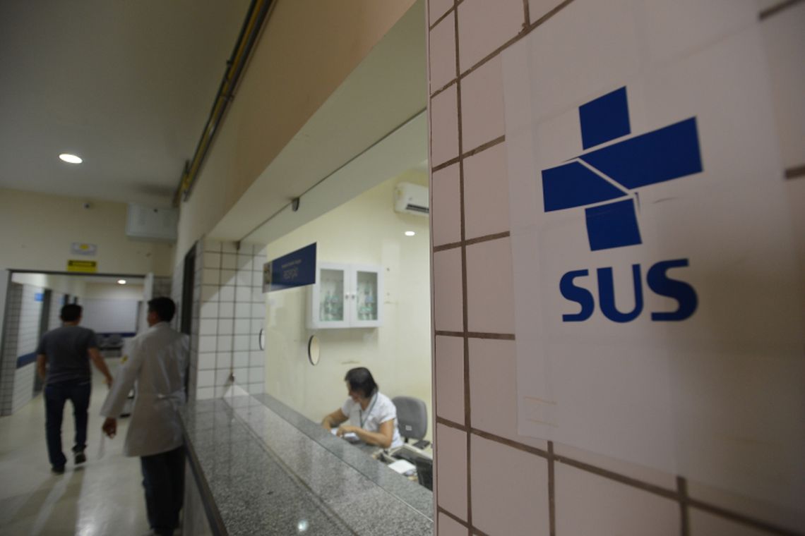 Problemas no SUS, como filas e falta de médicos e equipamentos, estão entre as pautas dos candidatos na campanha eleitoral