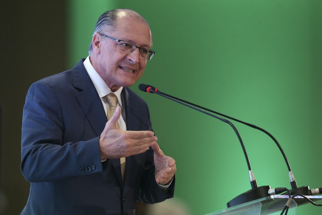 Geraldo Alckmin (PSDB) discursa durante o evento da União Nacional de Entidades do Comércio e Serviços (Unecs), em agosto: total de homicídios em SP superou o de cidades americanas citadas