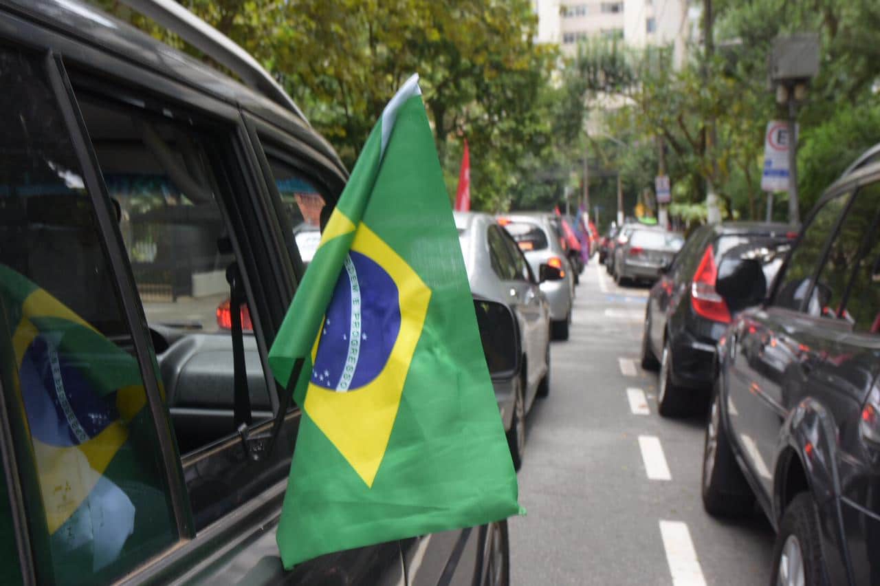 Motoristas que protestaram contra Bolsonaro_Foto 3_Elineudo Meira