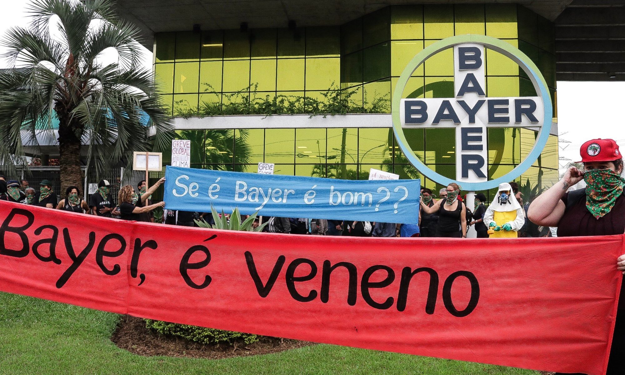 Capa_Bayer aposta em “propaganda positiva” após processos por agrotóxicos e contraceptivos (1)