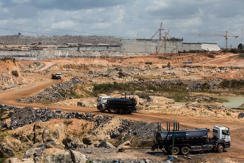 Imagem mostra área de construção da barragem de Belo Monte, no Pará