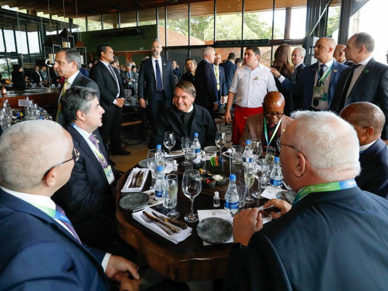 Presidente Bolsonaro em almoço por ocasião do Congresso Mercado Global de Carbono