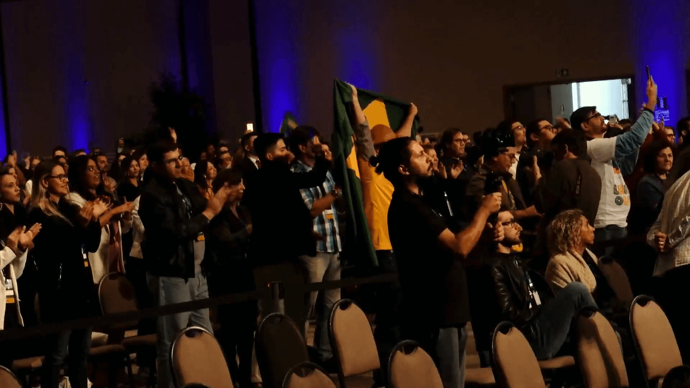 Plateia CPAC 2022_reprodução CPAC_Rede social trumpista patrocina eventos que fazem pré-campanha para Bolsonaro