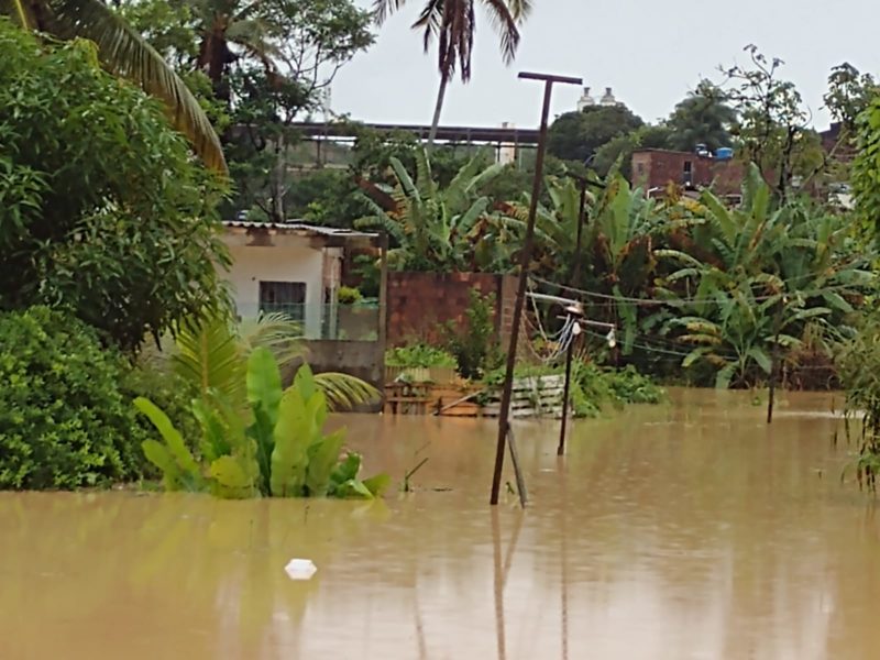 Enchentes na periferia de Recife em maio de 2022