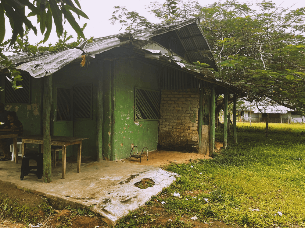 Unidade básica de saúde do Distrito Yanomami na aldeia Surucucu.