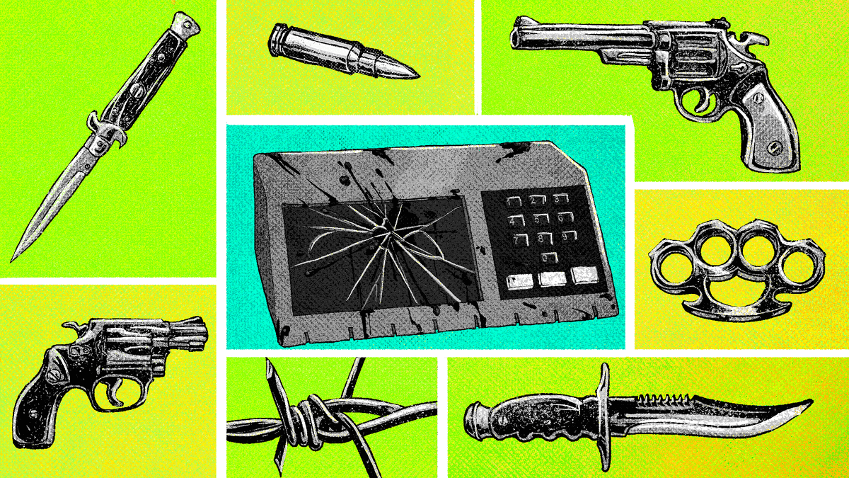 A ilustração mostra ao centro uma urna eleitoral manchada com sangue e com sua tela danificada, ao seu redor vemos armas de fogo e brancas,