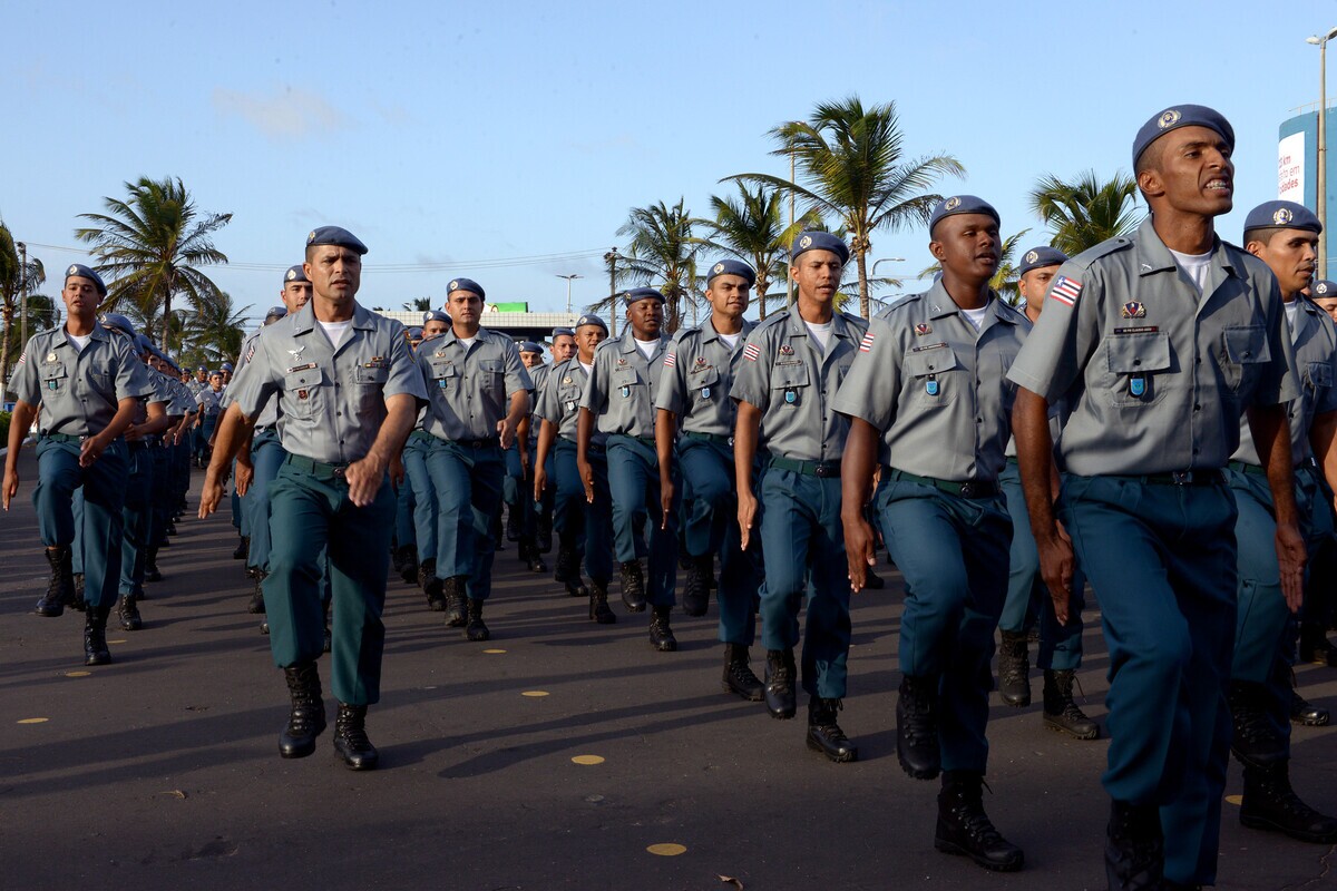 Policiais militares do Maranhão durante desfile oficial