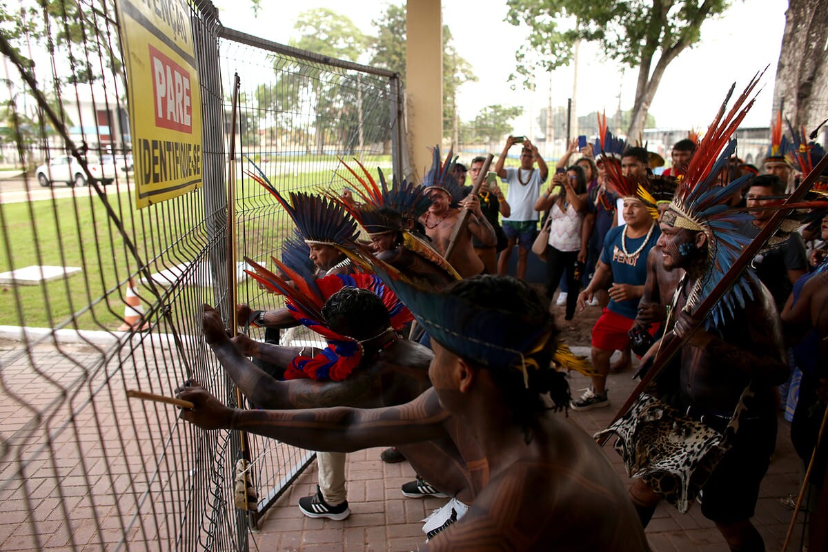 Indígenas durante ocupação da Secretaria Estadual de Educação do Pará em oposição à política que privilegiaria ensino à distância