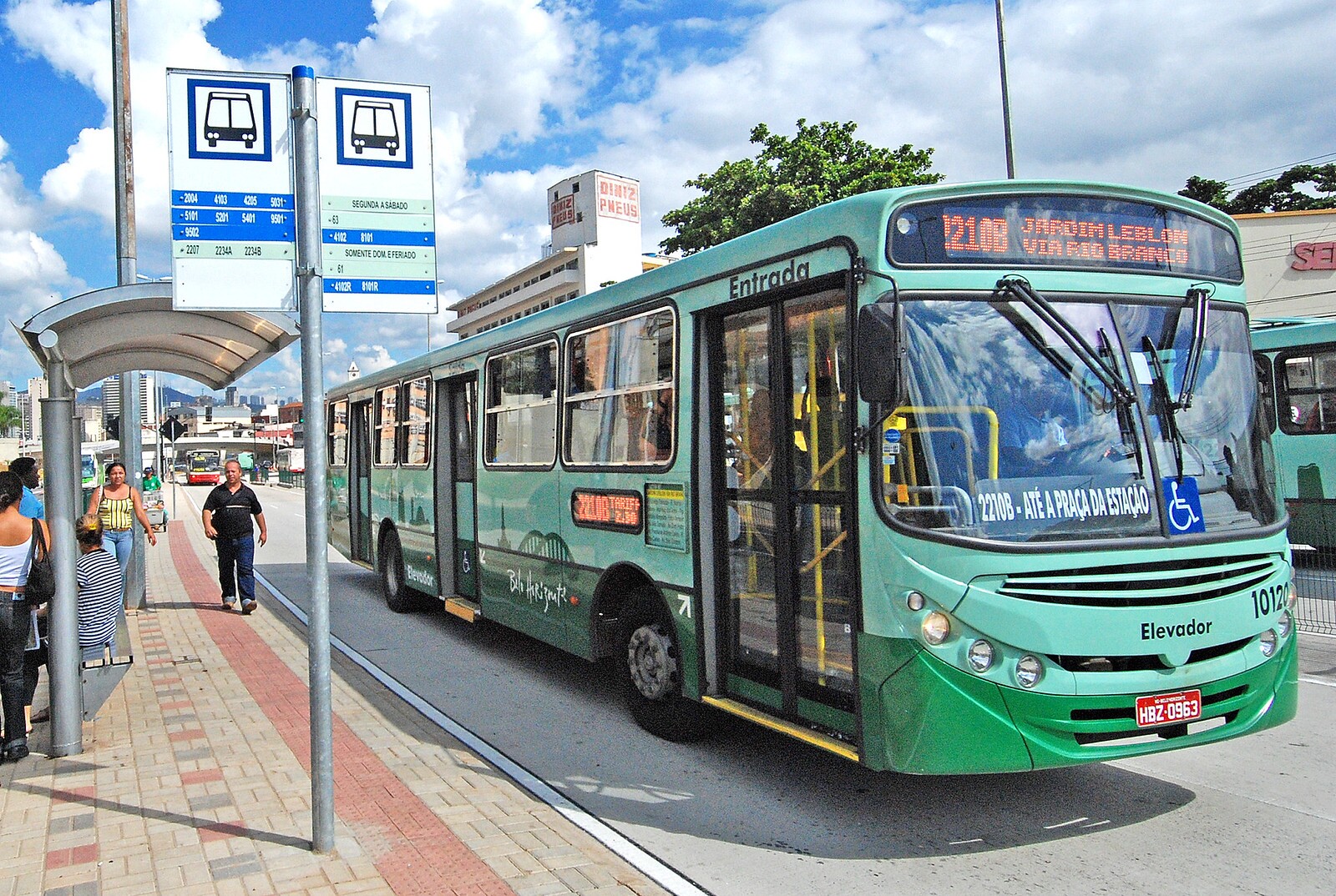 BH será a 1ª capital com tarifa zero de ônibus? PL ganha força mesmo com prefeito contra