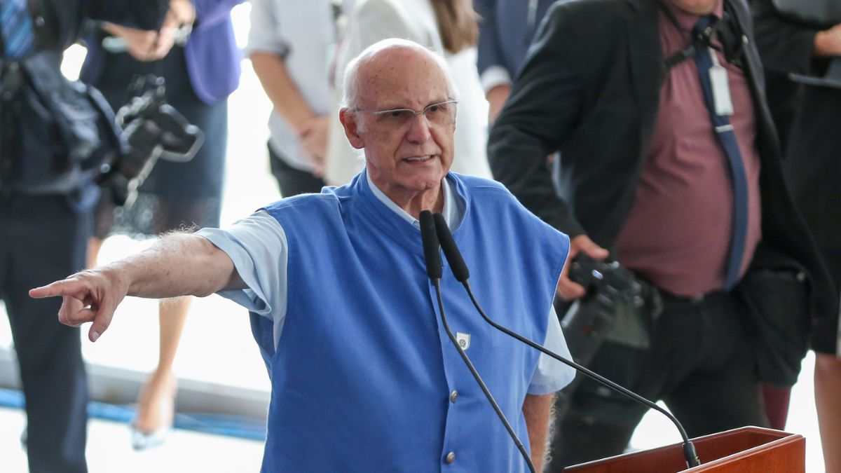 Júlio Lancellotti é calado nas redes enquanto padres conservadores discursam para milhões