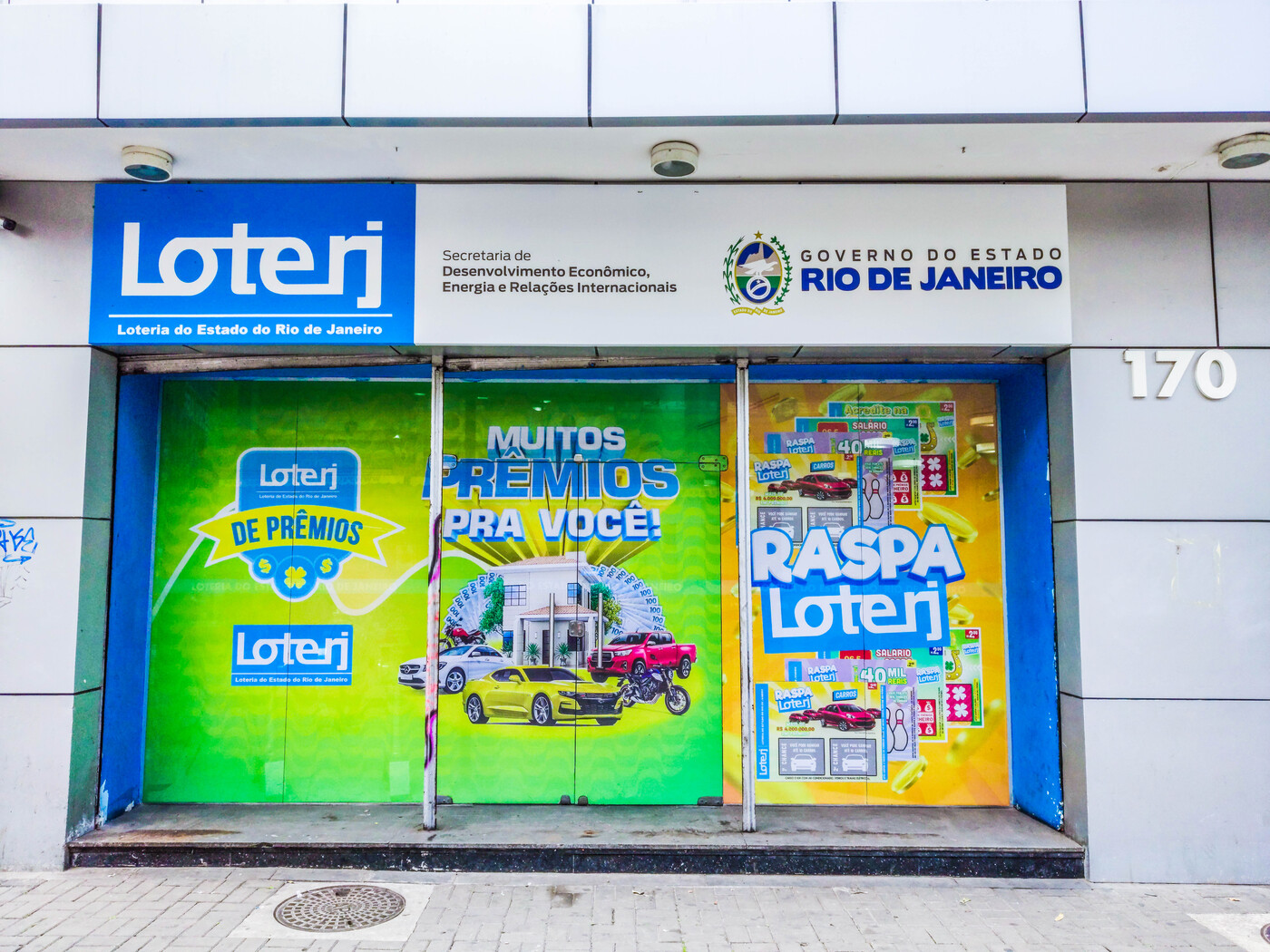 Fachada de unidade da Loterj no Rio de Janeiro