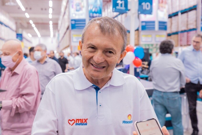 O presidente do grupo Mateus: dono da maior empresa varejista do Nordeste, segundo homem mais rico da região.